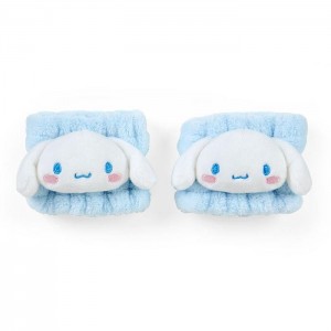Hello Kitty Cinnamoroll Plush Wristbands (Set of 2) Blankyt | CZ_HK94907